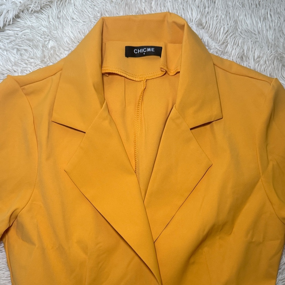 Elegant Mustard Yellow Women's Blazer
